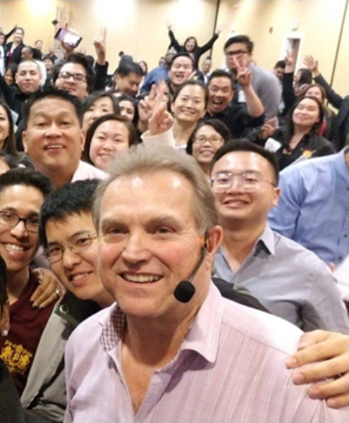 Scott Schilling with a live training audience after a heart-centered sales and leadership session
